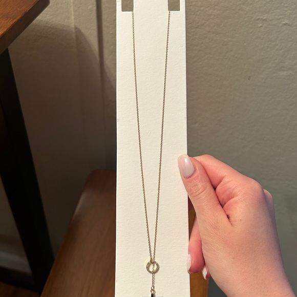 NWT Express Rhinestone Threaded Y Necklace Gold Tones - Picture 5 of 6